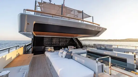 VIRTUOSITY yacht