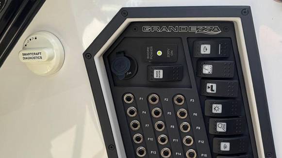 Яхта GRANDEZZA 28