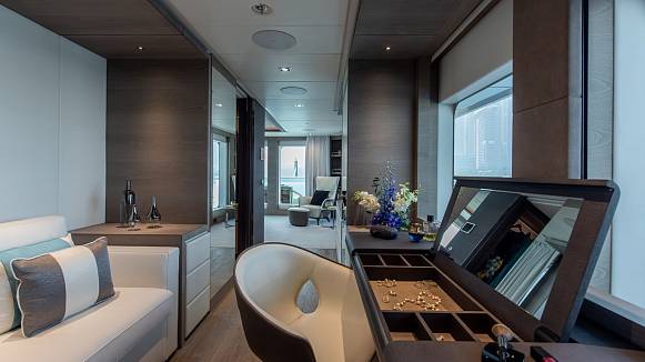 Яхта MAJESTY 175