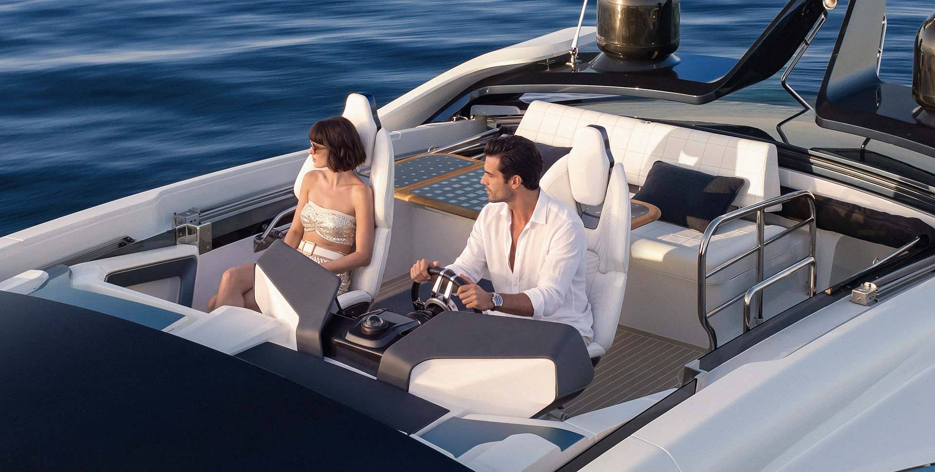 Яхта GALEON 570 SKY