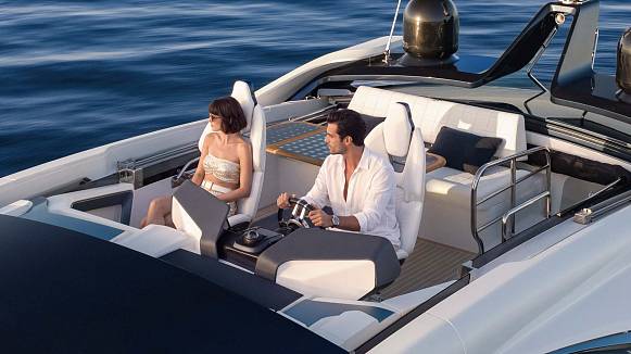 Яхта GALEON 570 SKY