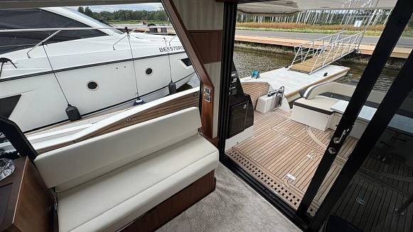 Яхта GALEON 500 FLY