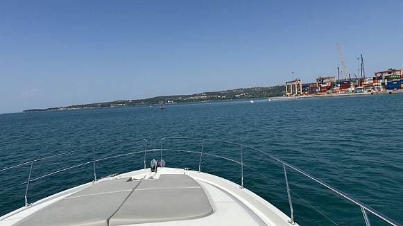 Яхта GRAN TURISMO 45