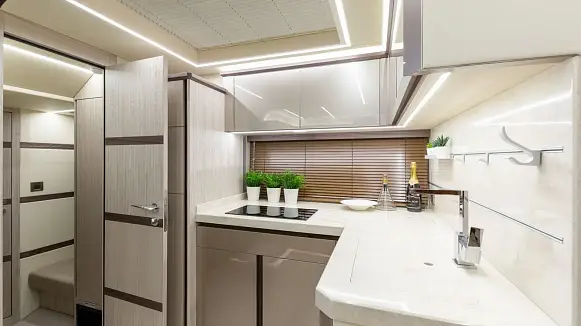 Яхта GALEON 405 HTS