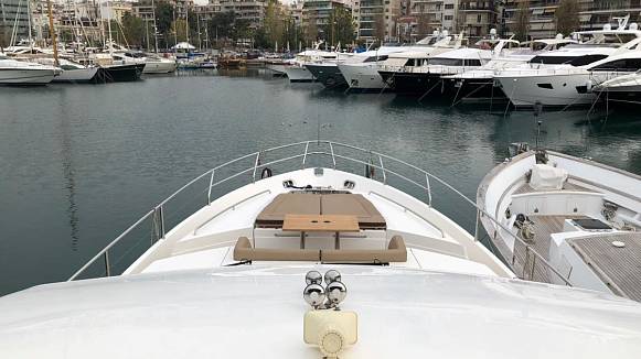 Яхта PRINCESS 72