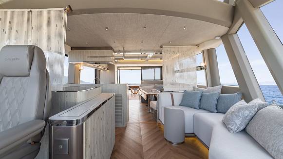 Яхта GALEON 620 FLY