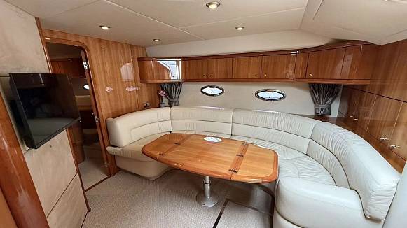 Яхта Sunsееkеr Portofino 46