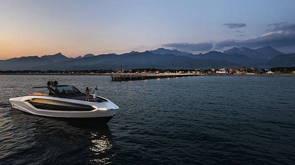 Яхта LAMBORGHINI 63