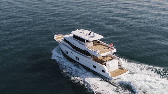 Яхта Nomad 70 SUV